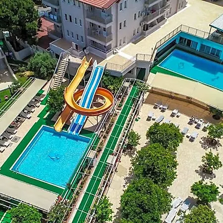 Country Club Chic Experience Hébergement de vacances *