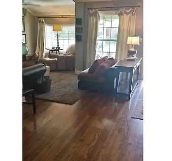 Country Club Chic Experience